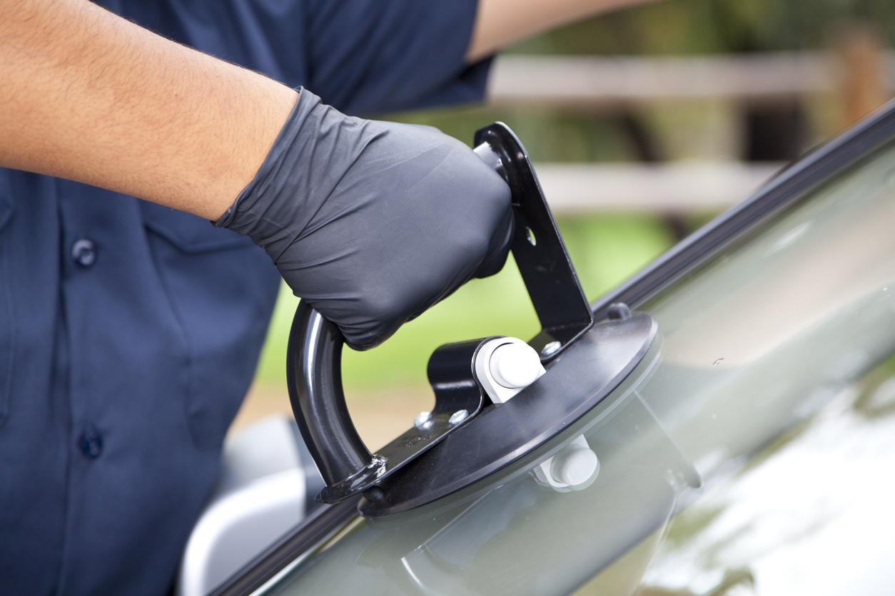 Why Choose Auto Glass Pro for BMW Windshield Replacement
