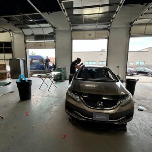 Mobile Windshield Technicians