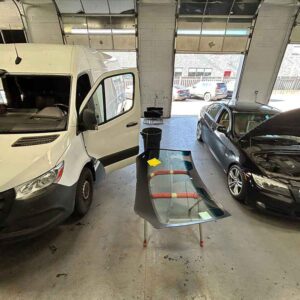 windshield_repair_and_replacement_near_etobicoke