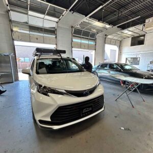 windshield_replacement_and_repair_near_etobicoke